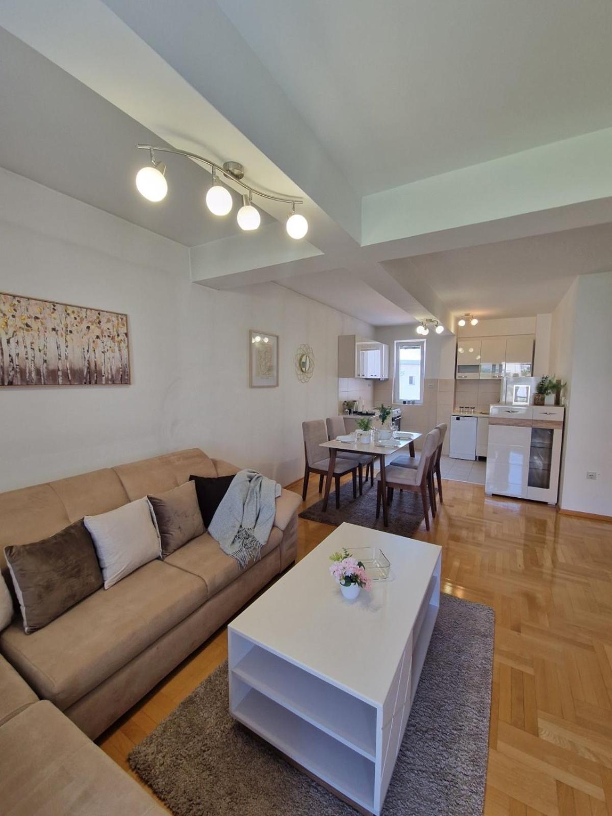 Kamche Lux Apartment Скоп'є Екстер'єр фото