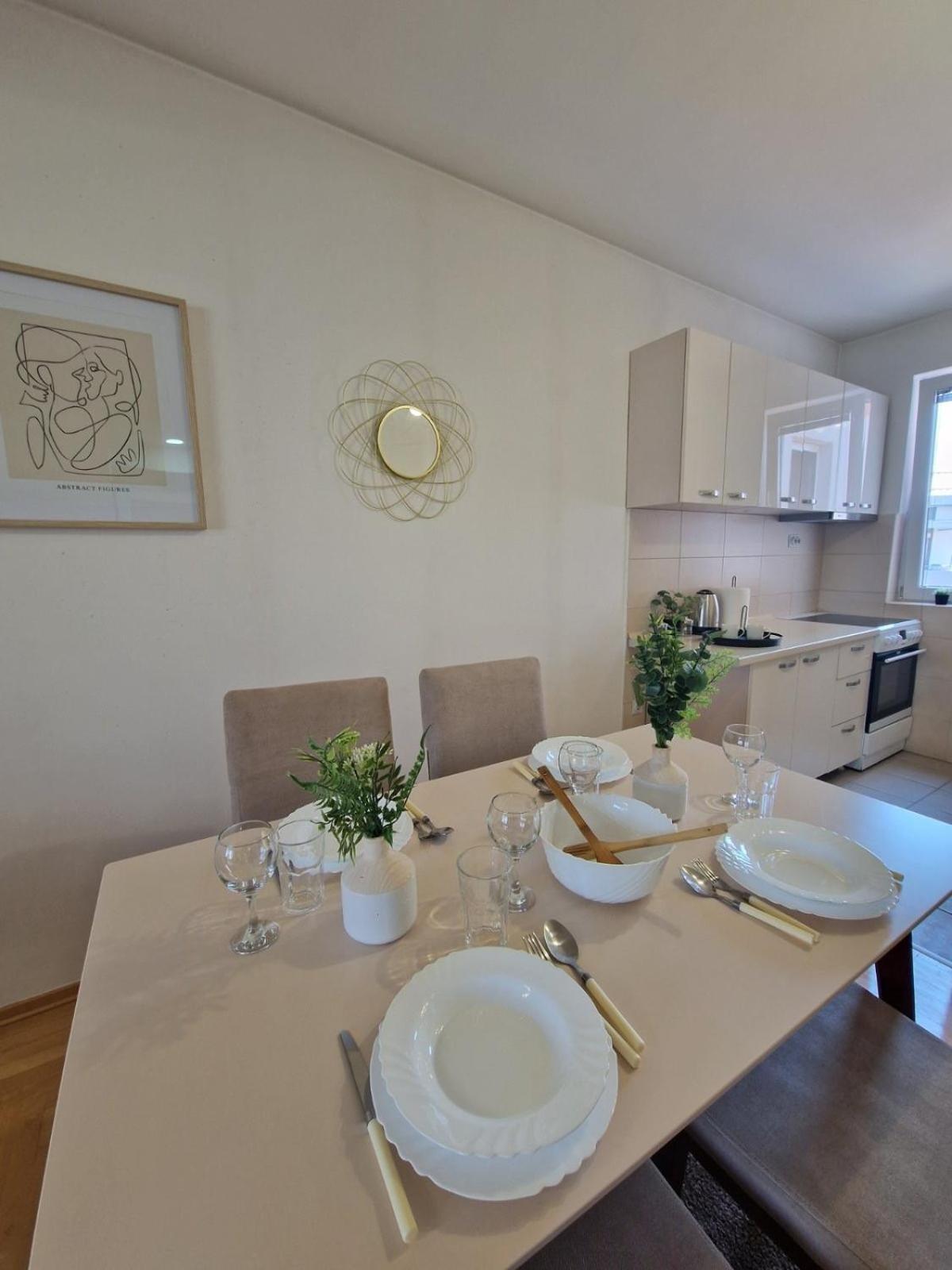 Kamche Lux Apartment Скоп'є Екстер'єр фото