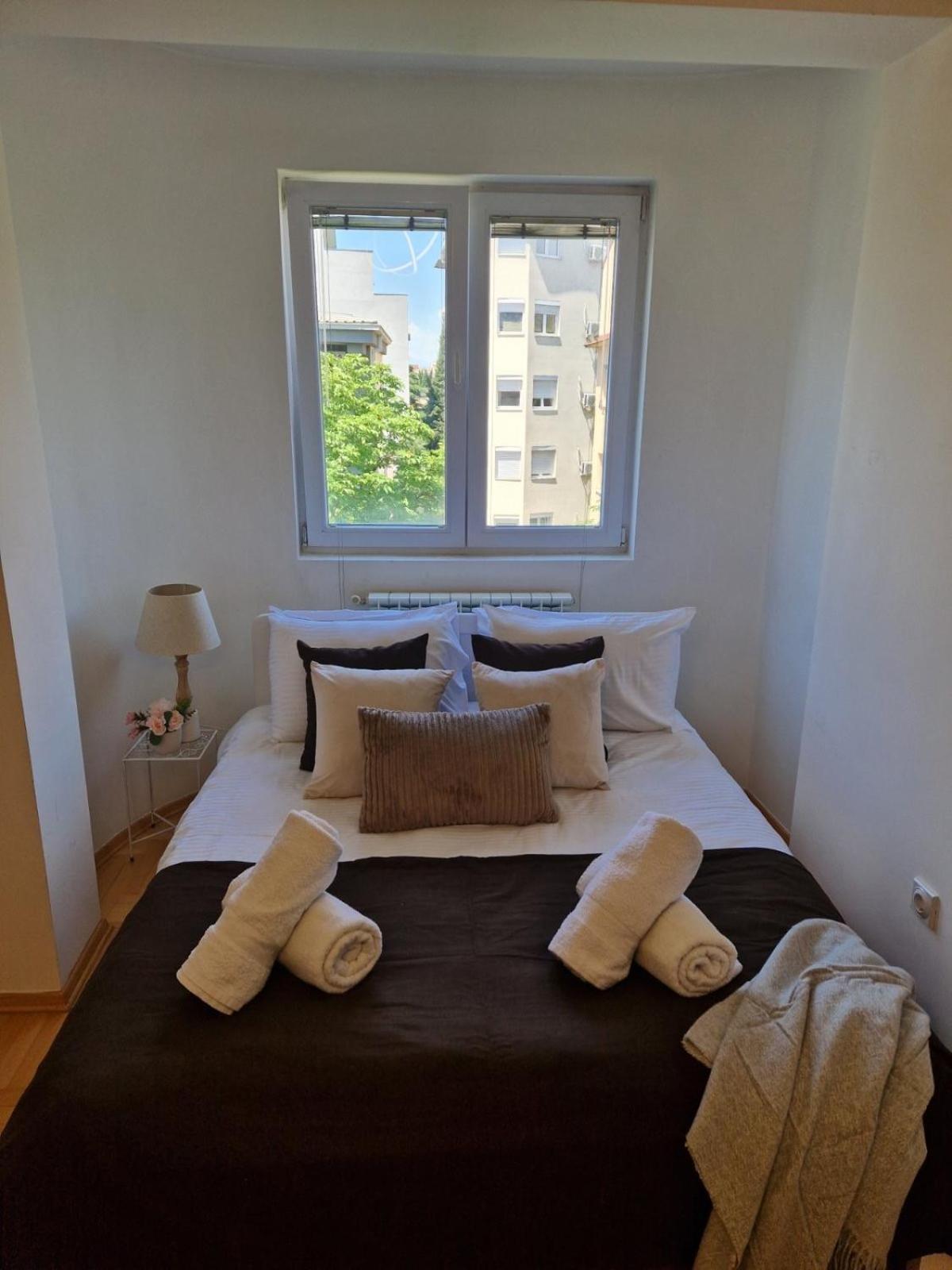 Kamche Lux Apartment Скоп'є Екстер'єр фото