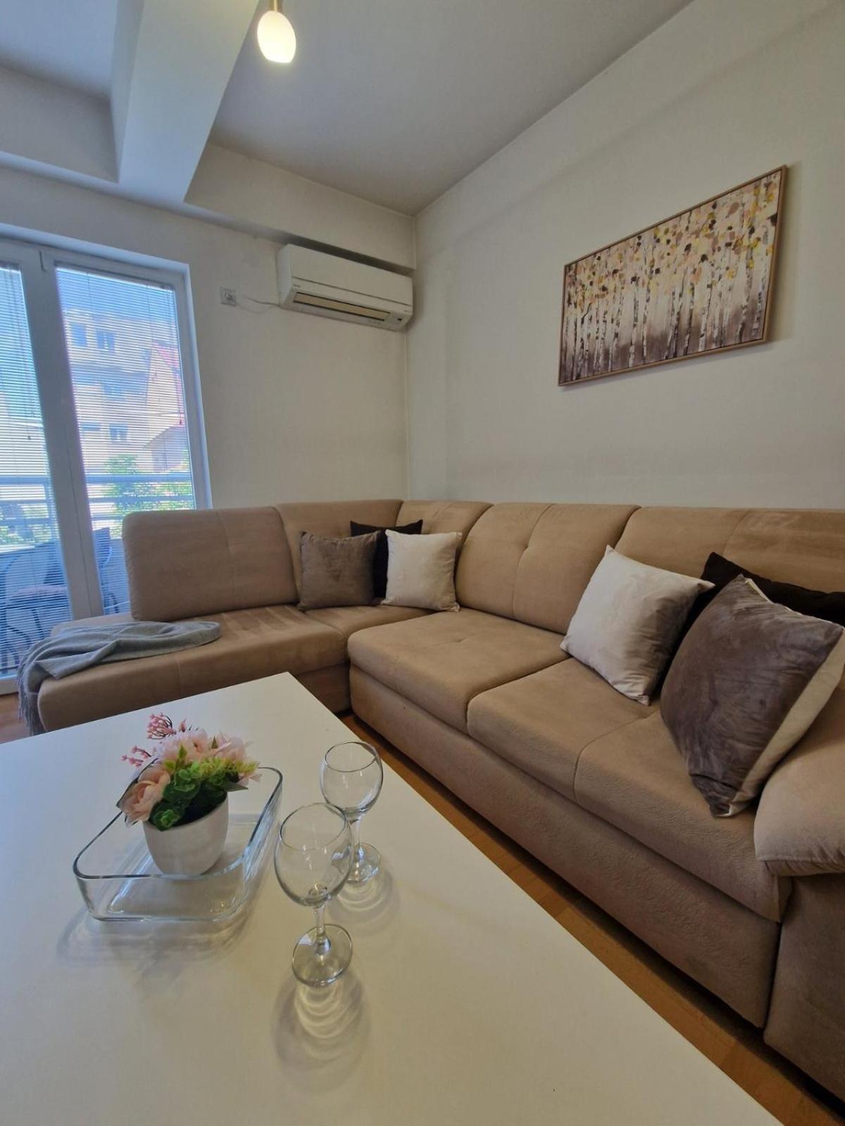 Kamche Lux Apartment Скоп'є Екстер'єр фото