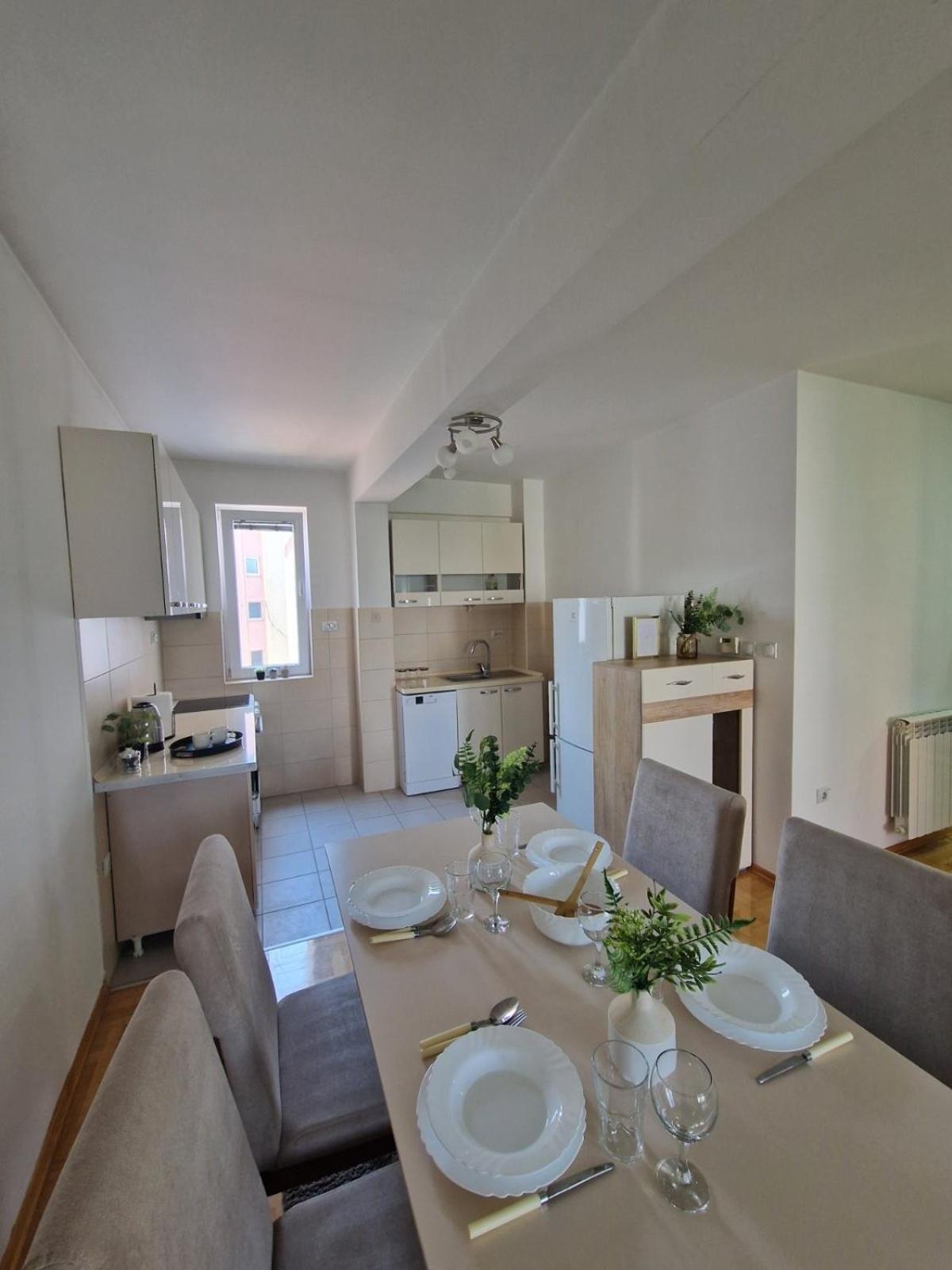 Kamche Lux Apartment Скоп'є Екстер'єр фото